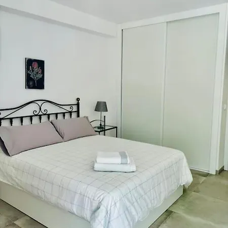 Apartment Spacious With Sea Views D Estepona